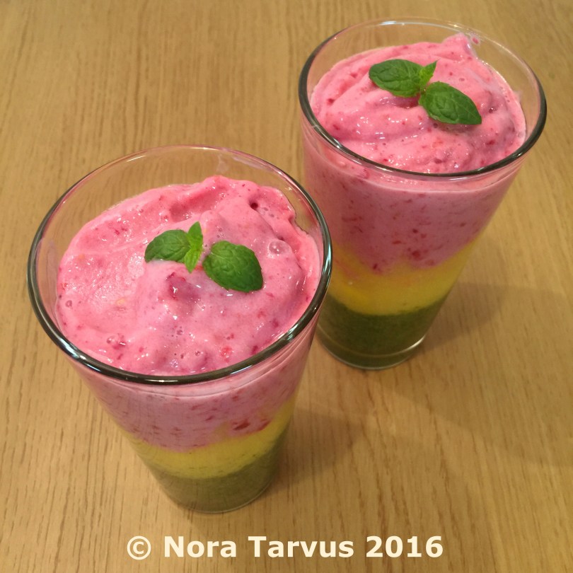 GreenYellowRedStripeSmoothie690