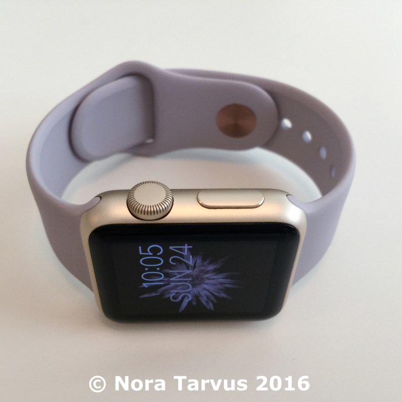 AppleWatchSportGoldBands351