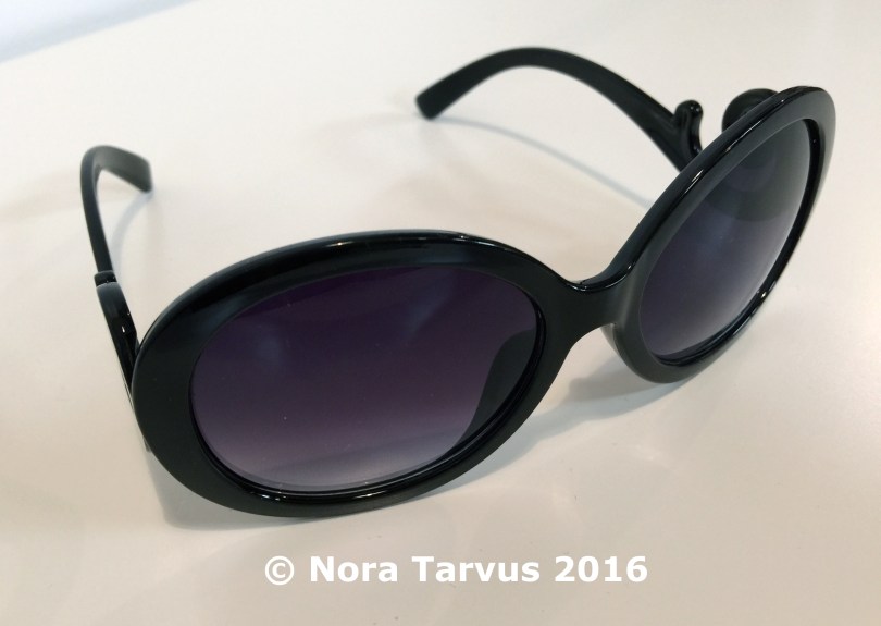 OnePoundSunglasses655