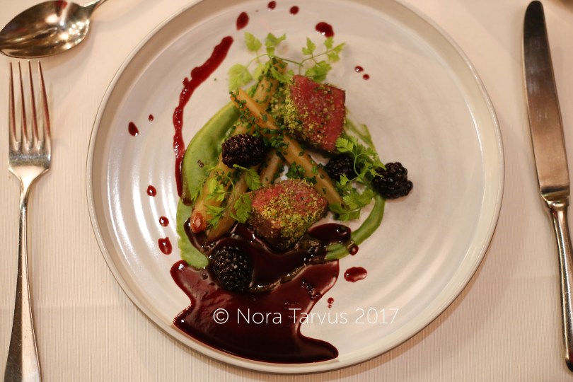 MustaHaerkaeReviewKuopio4b