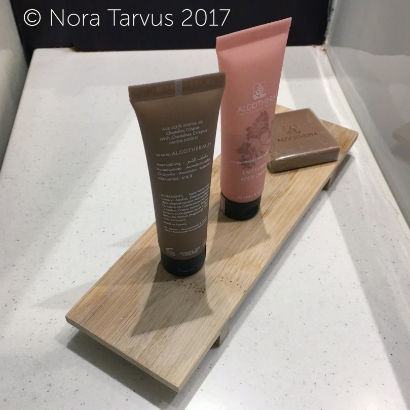 CitadinesRepubliqueParisFranceReview254