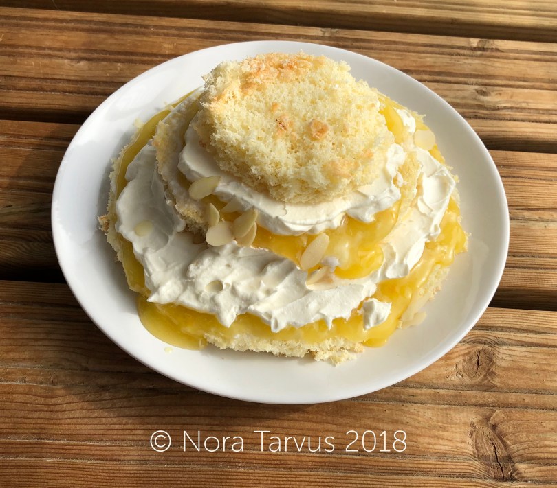 AlmondLemonCakeFilled