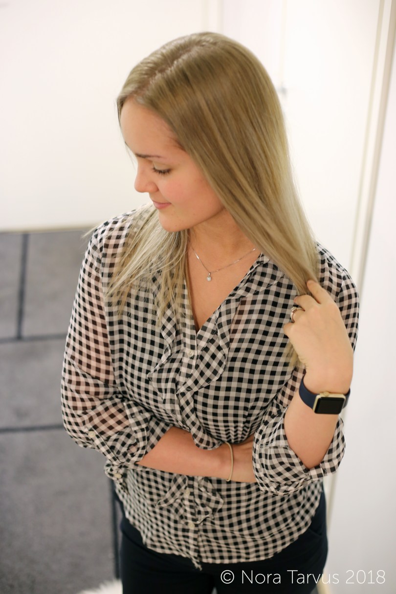 SmartCasualDinnerWoman1copy