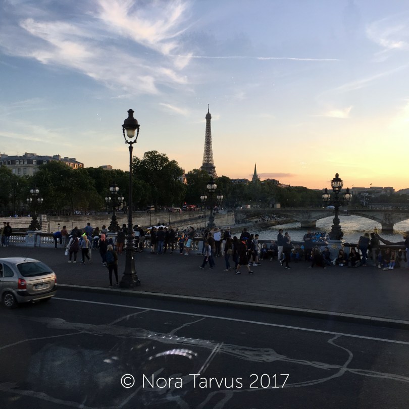 SunsetParisBustour